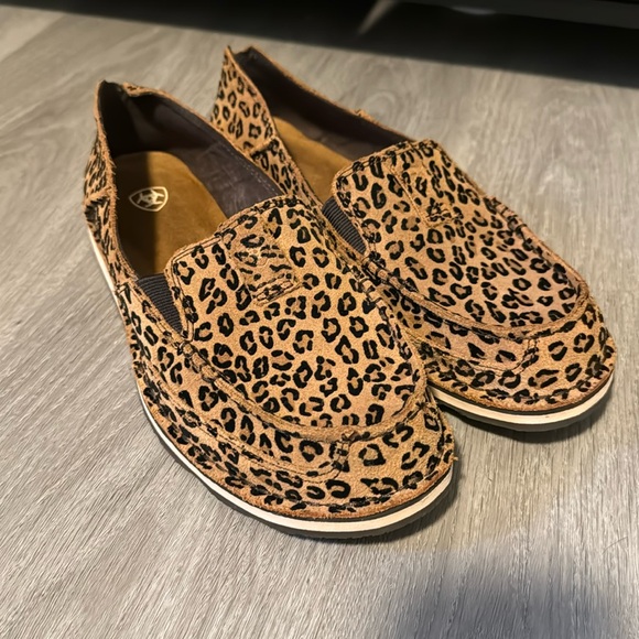 Ariat cruiser US woman’s 8.5 leopard print - Picture 1 of 5